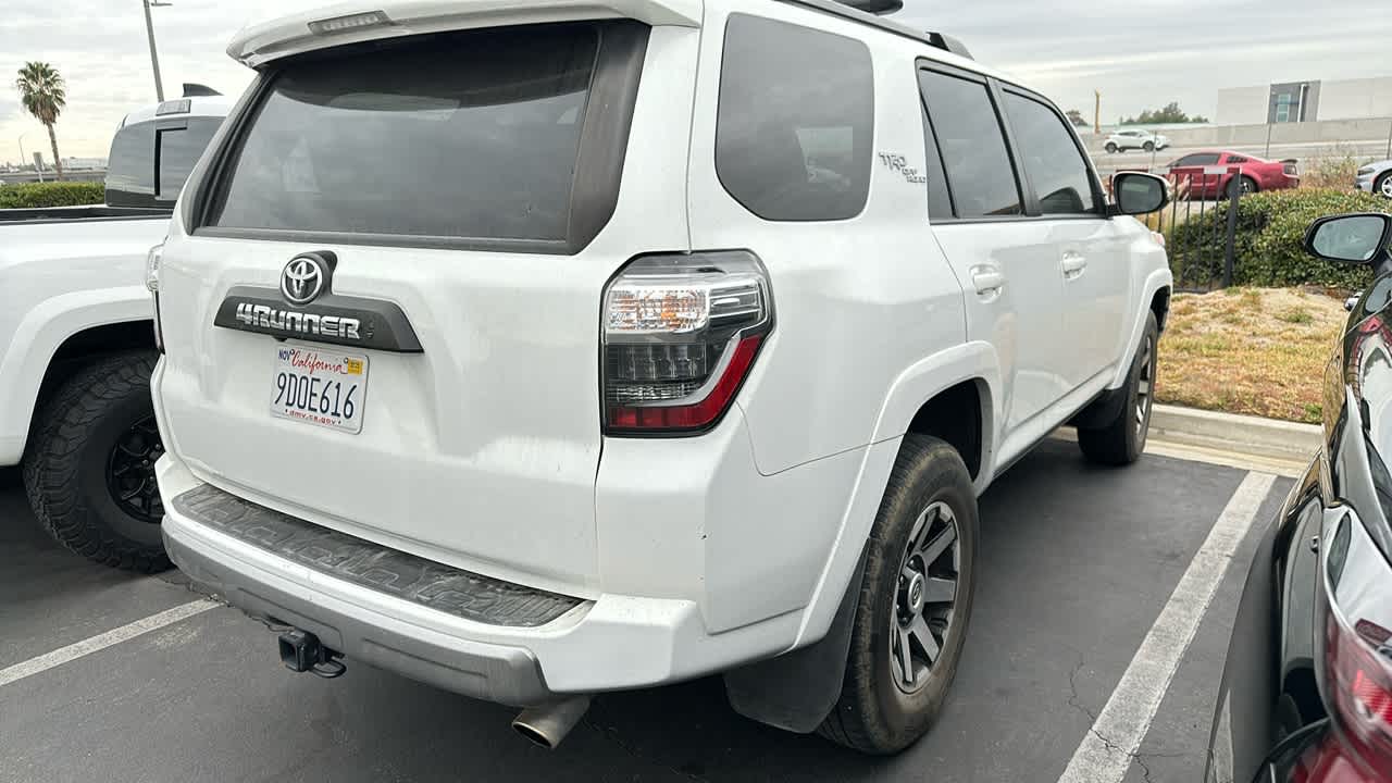 2022 Toyota 4Runner TRD Off Road Premium 2