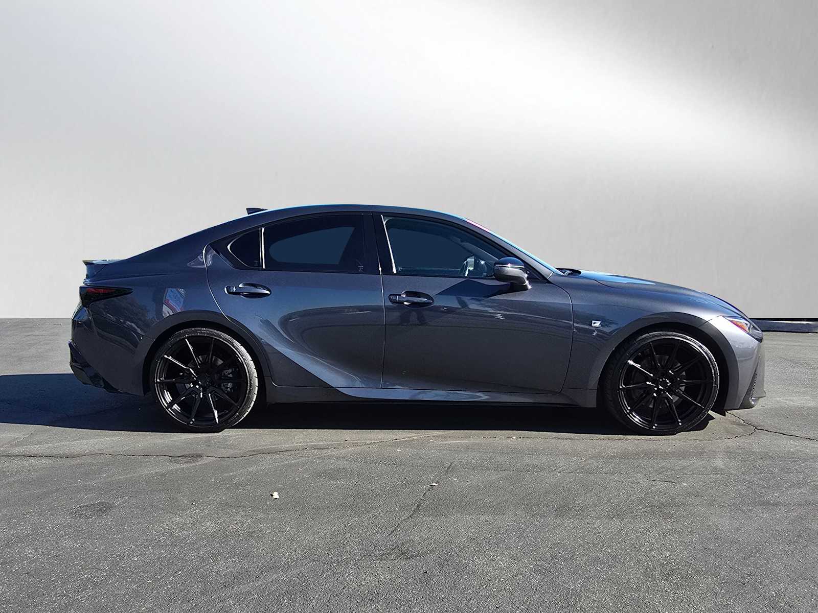 2022 Lexus IS F SPORT 6