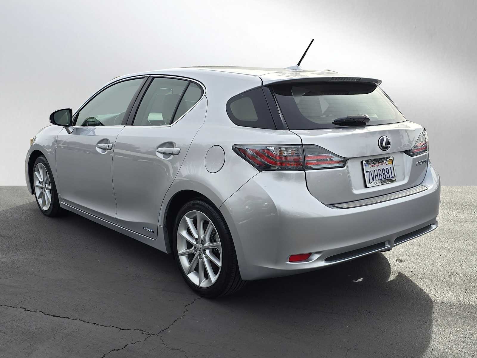 2013 Lexus CT 200h Hybrid 3