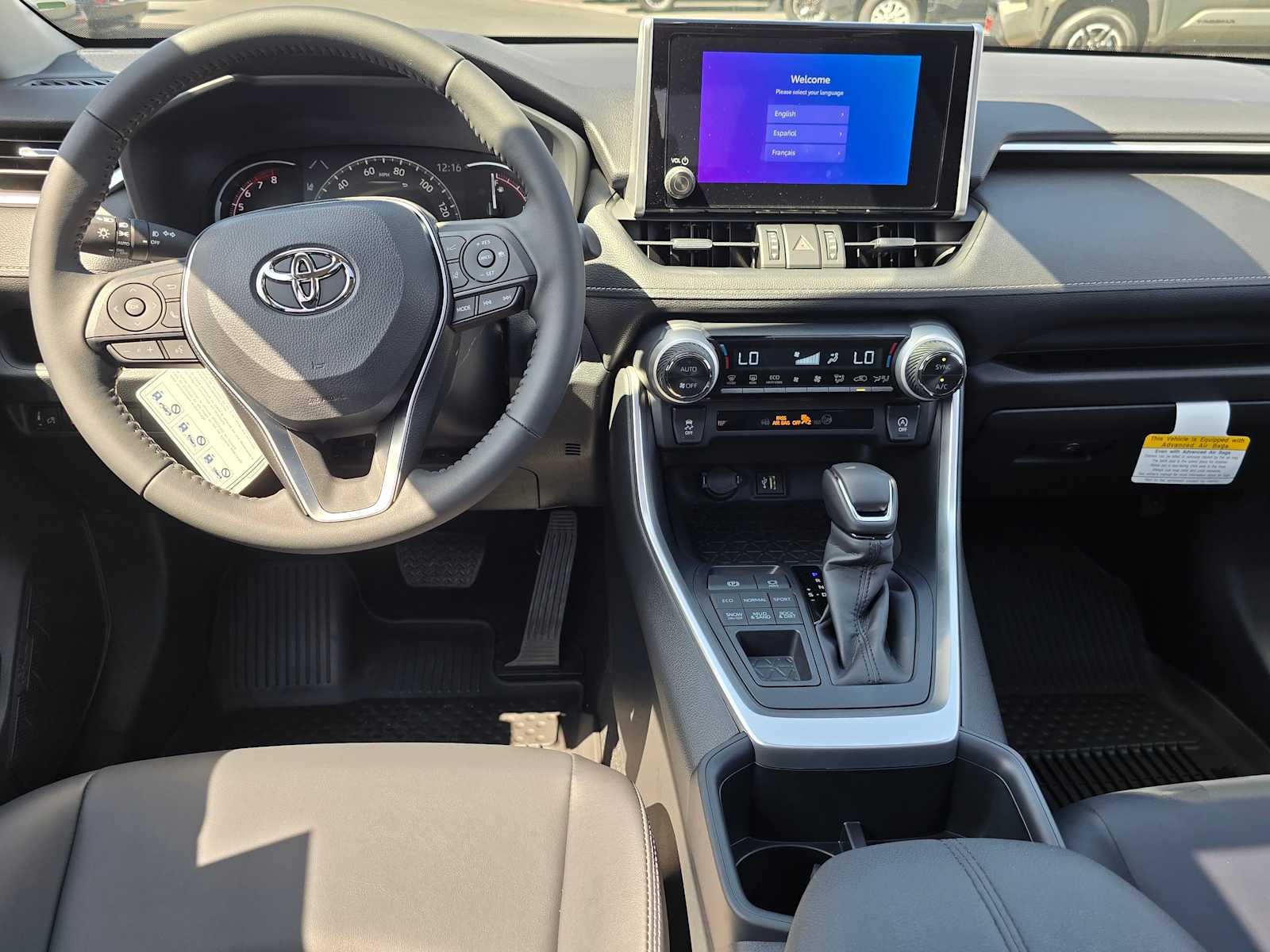 2024 Toyota RAV4 XLE Premium 19