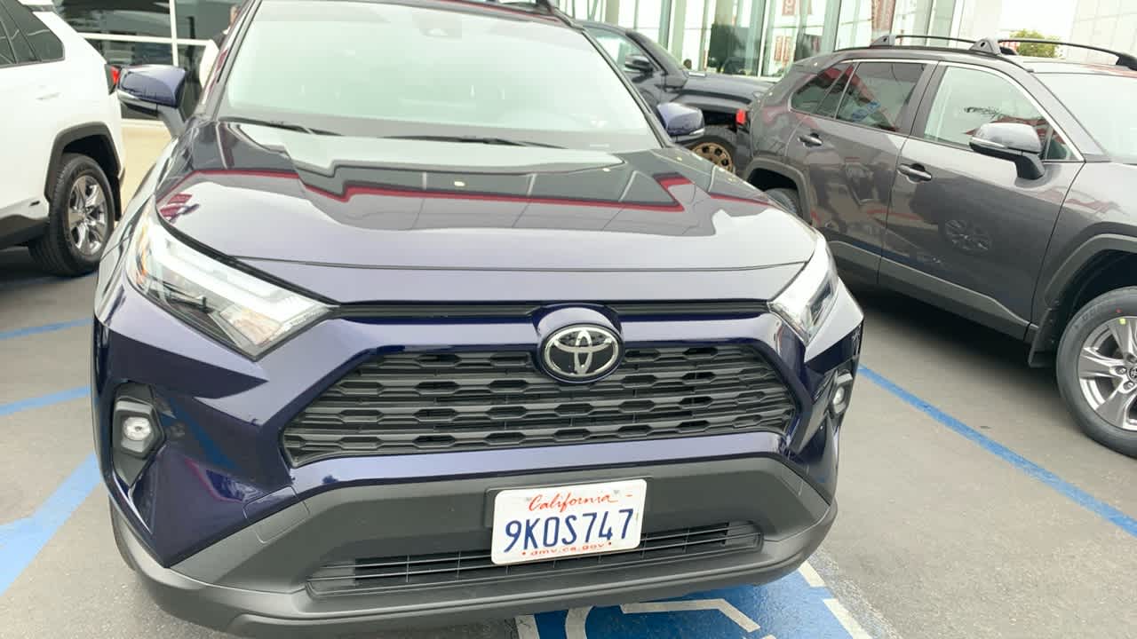 2024 Toyota RAV4 XLE Premium 2