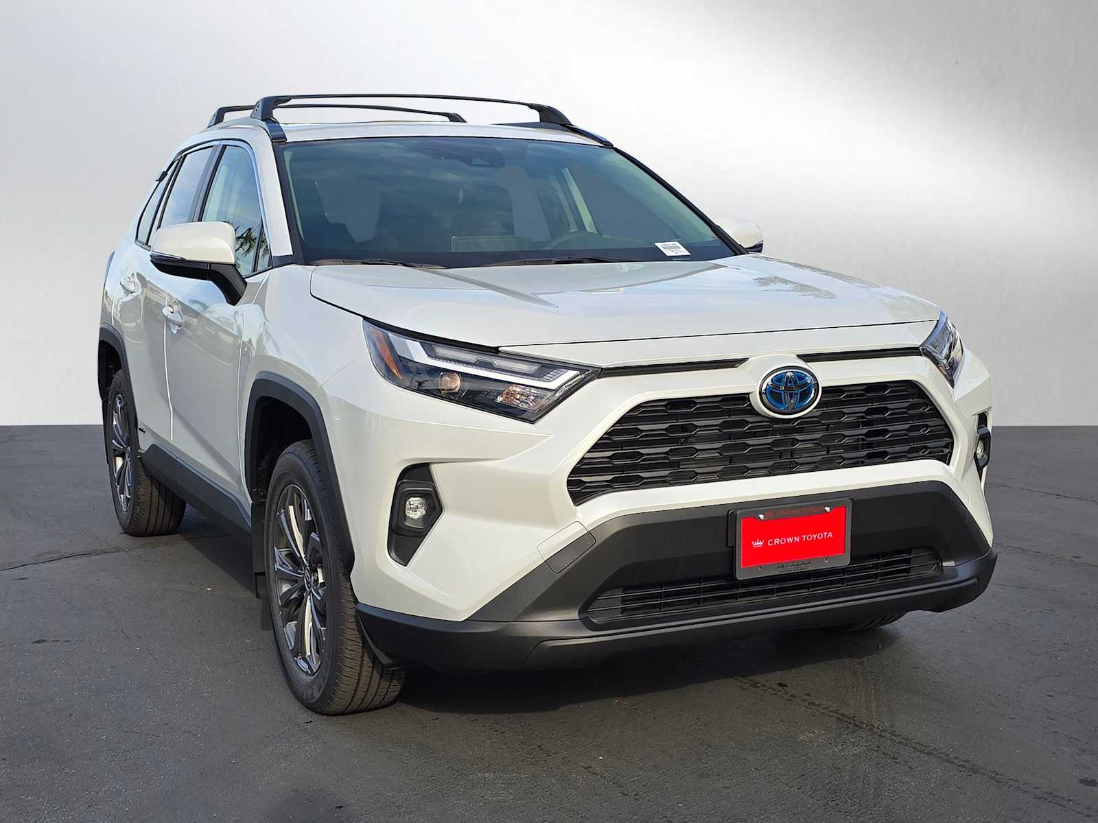 2024 Toyota RAV4 Hybrid XLE Premium 7