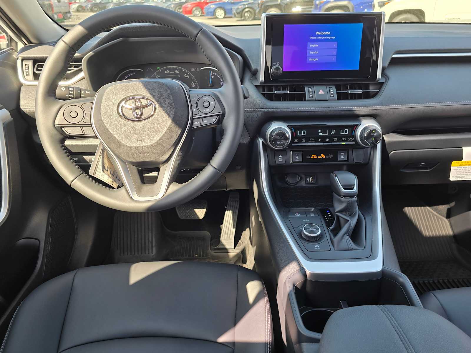 2024 Toyota RAV4 Hybrid XLE Premium 19