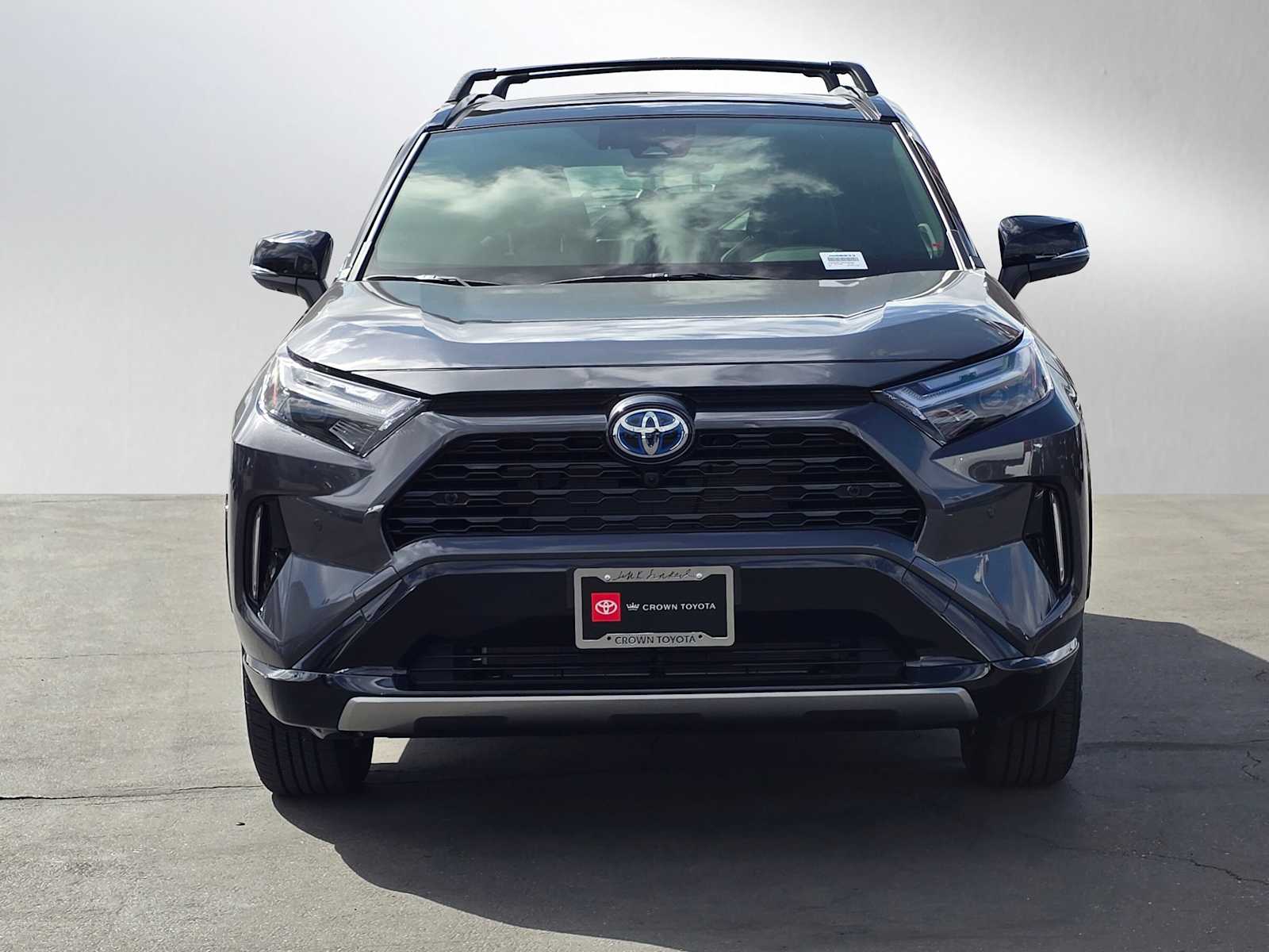 2024 Toyota RAV4 Hybrid XSE 8