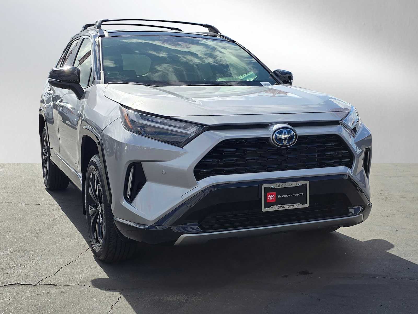 2024 Toyota RAV4 Hybrid XSE 7