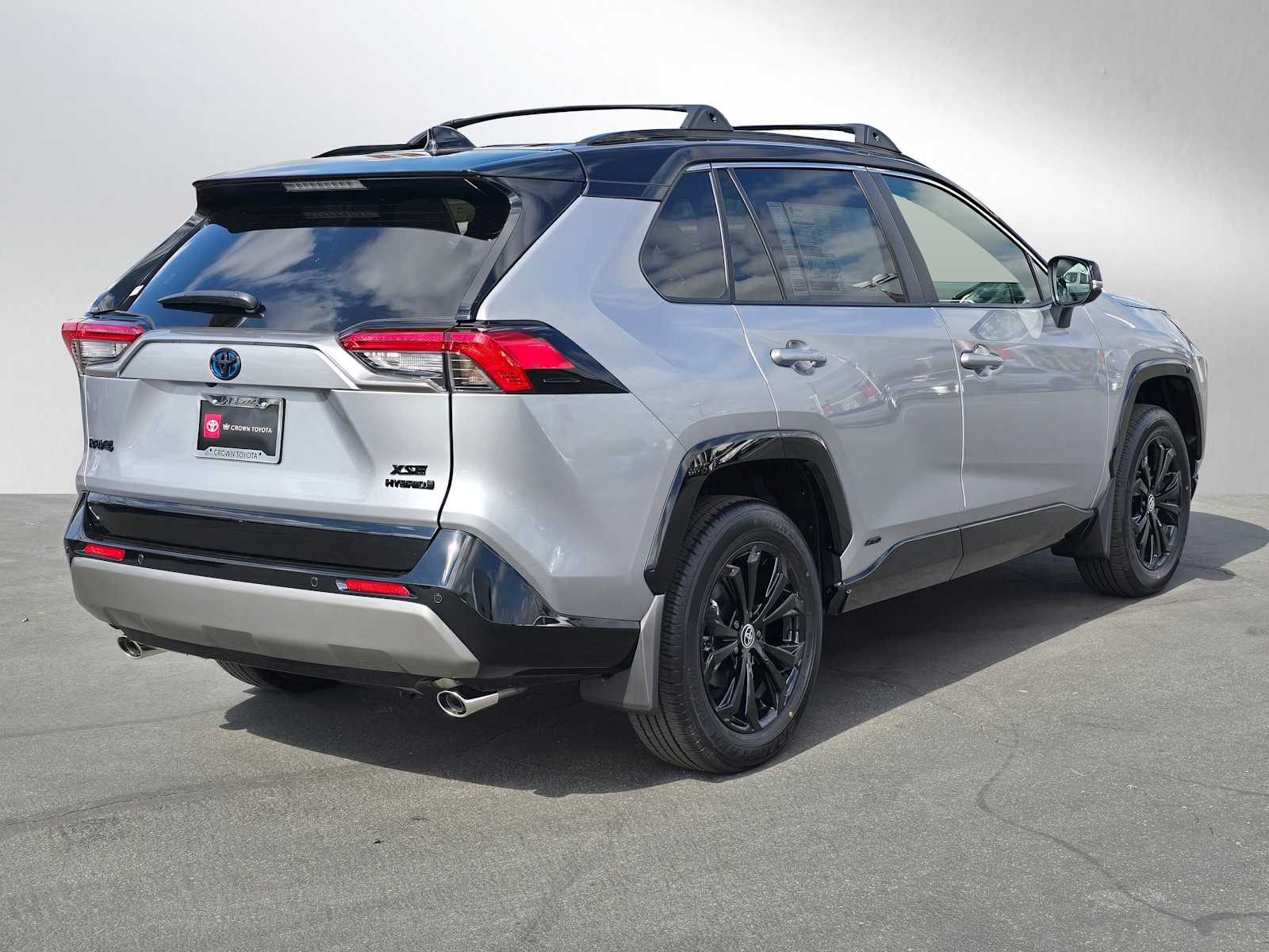 2024 Toyota RAV4 Hybrid XSE 5