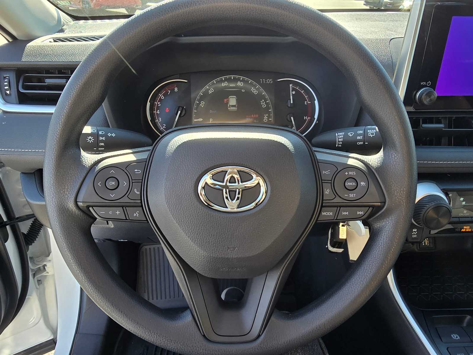 2024 Toyota RAV4 LE 26