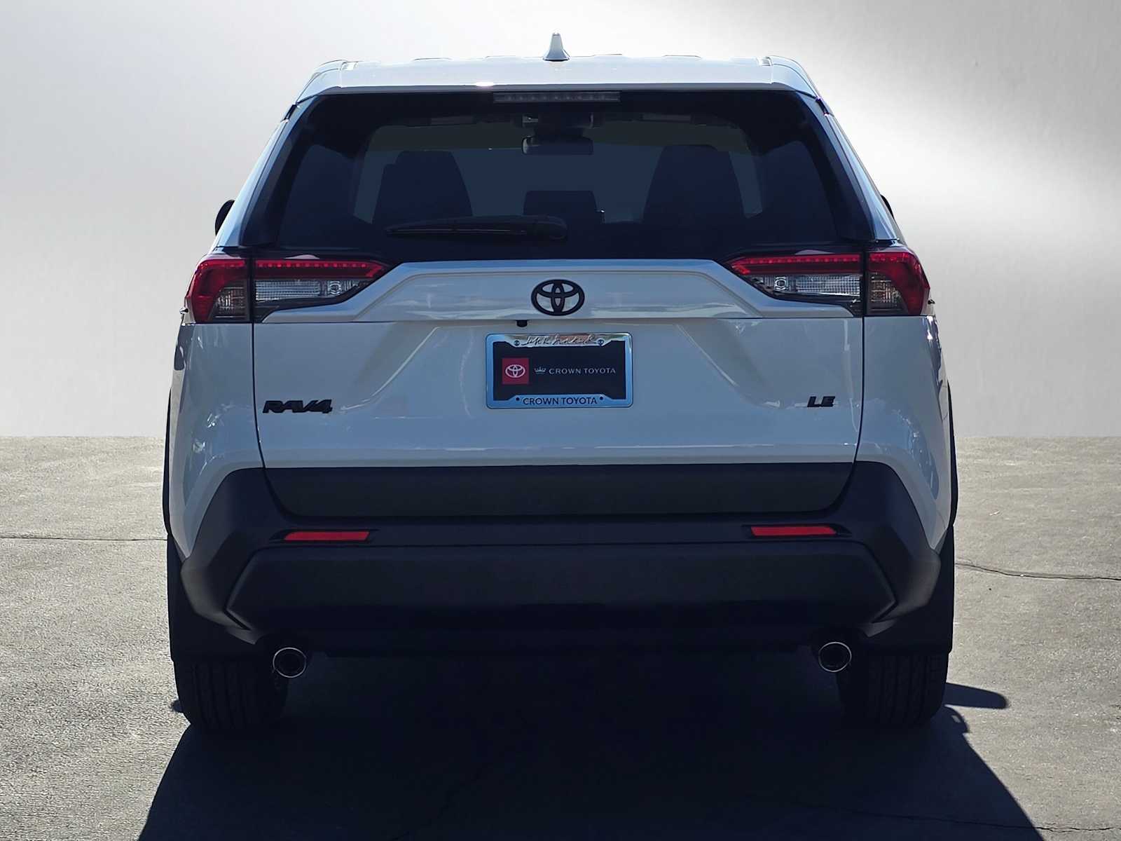 2024 Toyota RAV4 LE 4