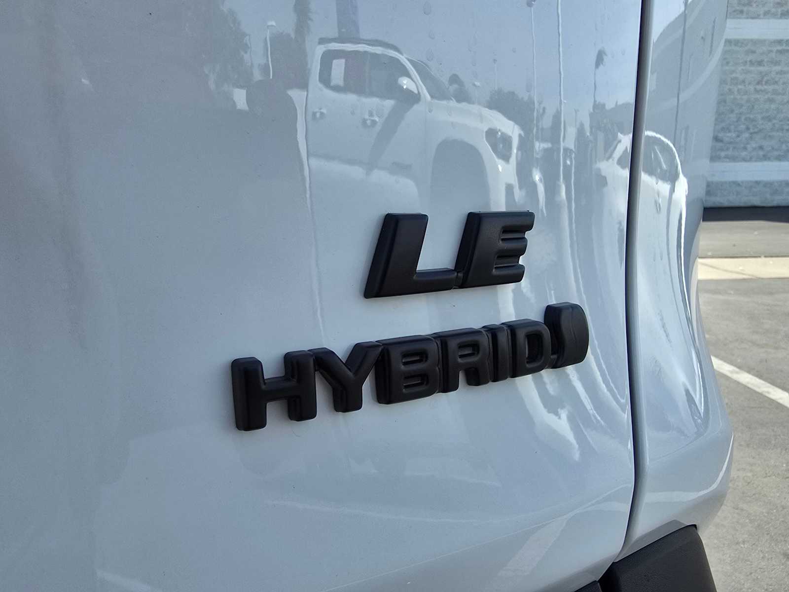 2024 Toyota RAV4 Hybrid LE 13