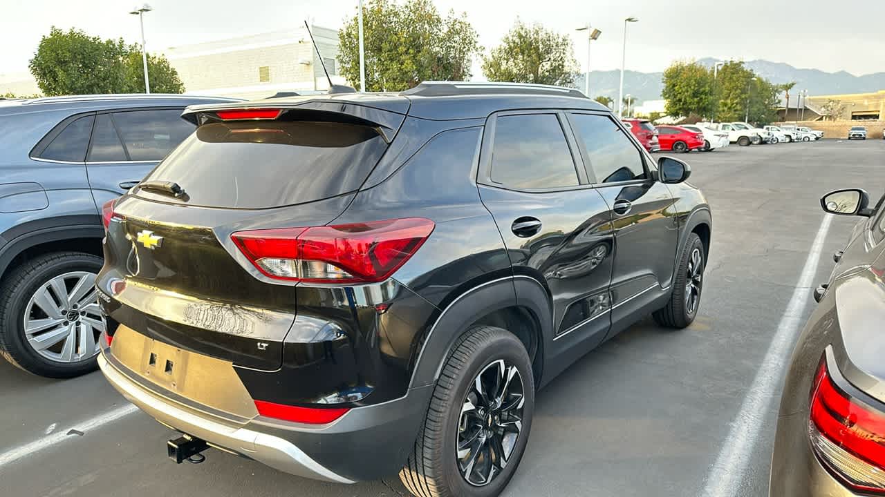 2022 Chevrolet TrailBlazer LT 2