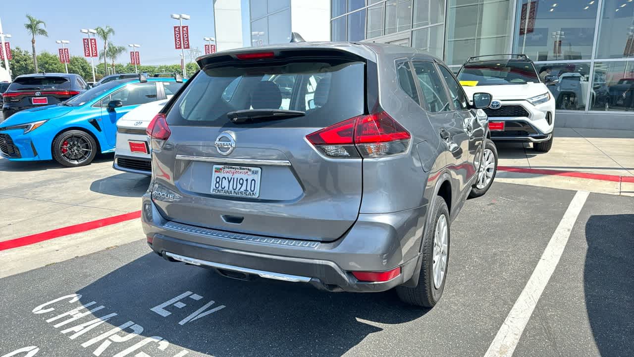 2018 Nissan Rogue S 2