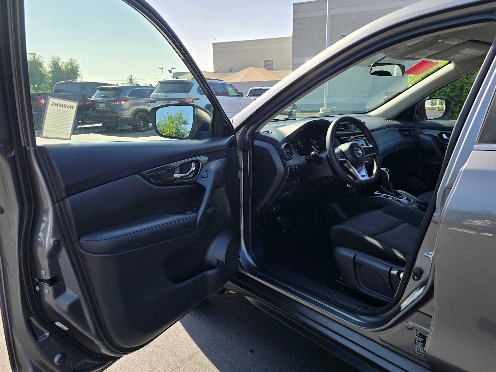 2018 Nissan Rogue S 19