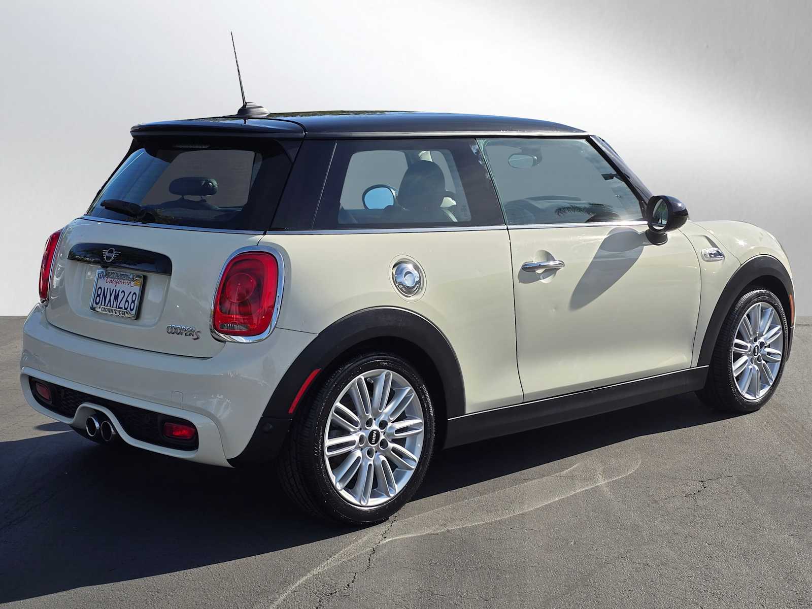 2019 MINI Hardtop 2 Door Cooper S 5