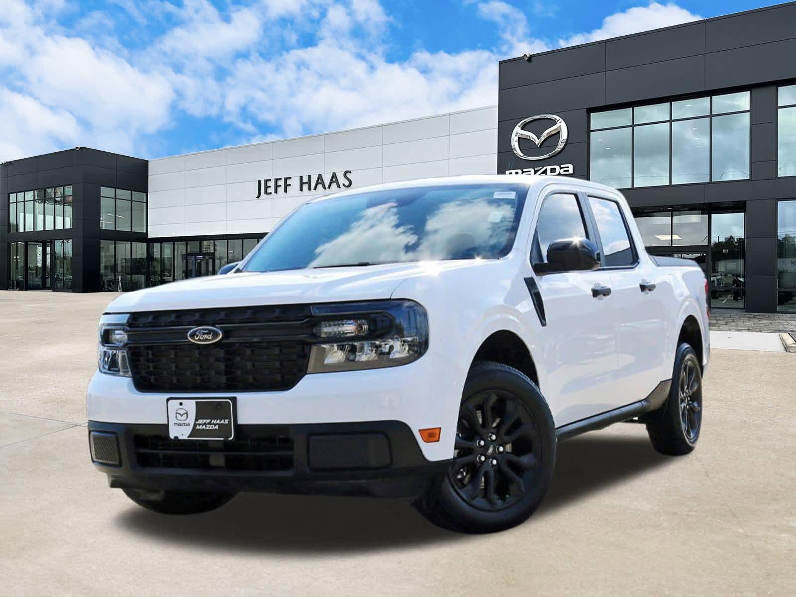 Oxford White 2024 Ford Maverick XLT SuperCrew FWD Pickup Truck Front-Wheel Drive Automatic