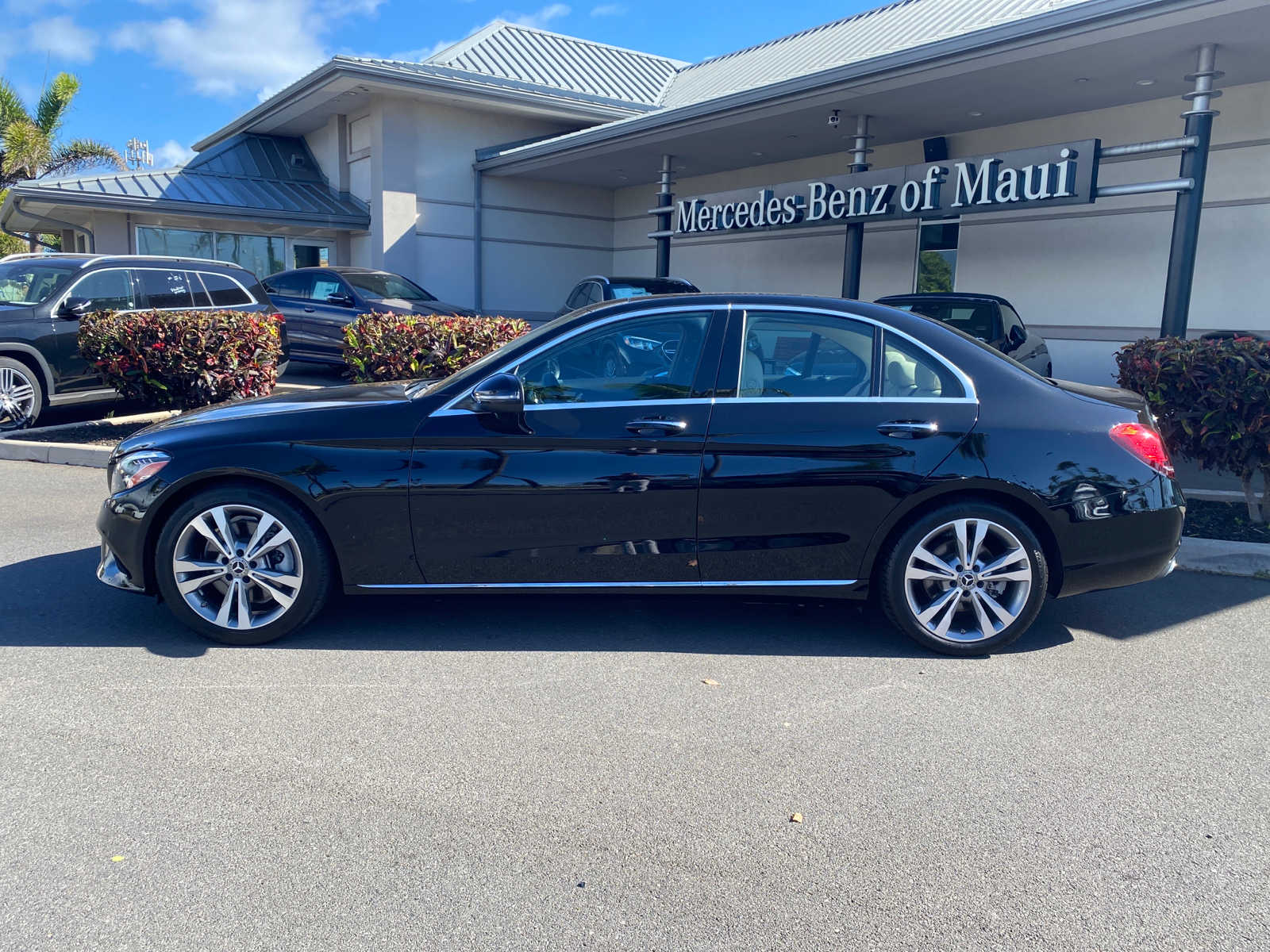 Used 2020 Mercedes-Benz C-Class Sedan C300 with VIN W1KWF8DB8LR593129 for sale in Kailua Kona, HI