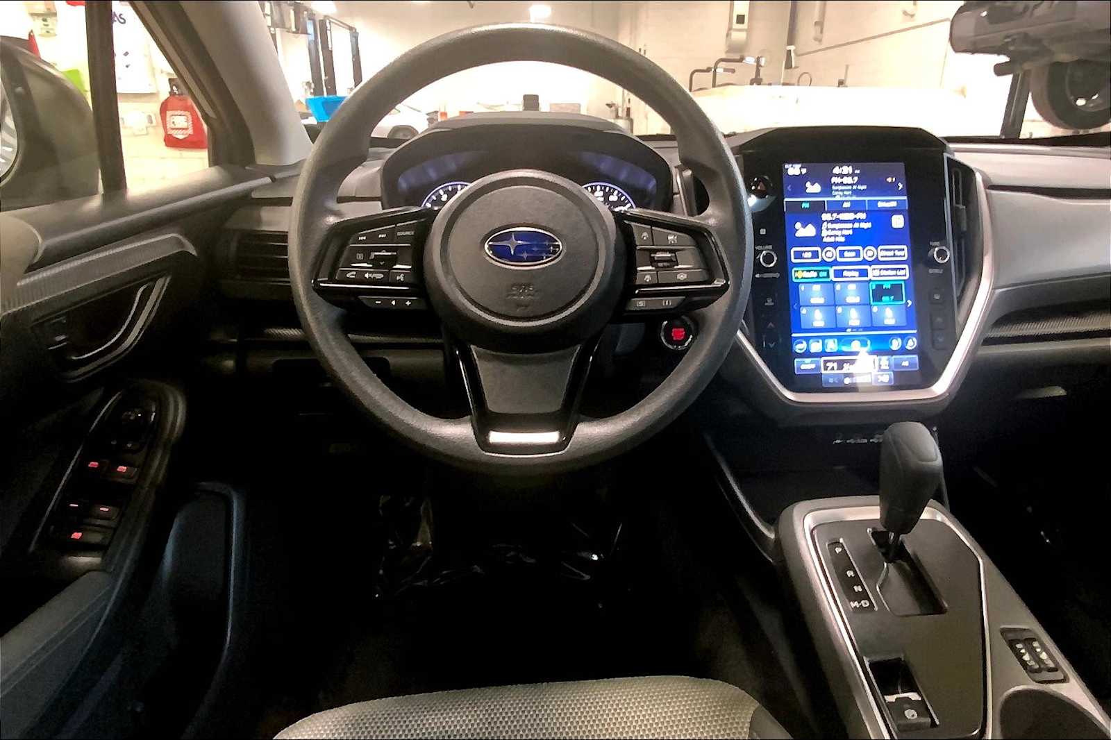 View vehicle photo 7