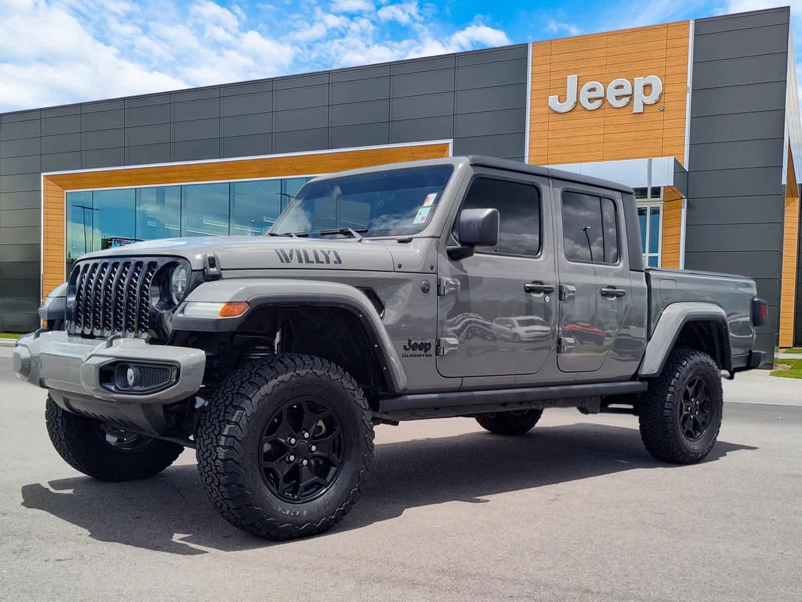 2022 Jeep Gladiator Willys Crew Cab 4WD