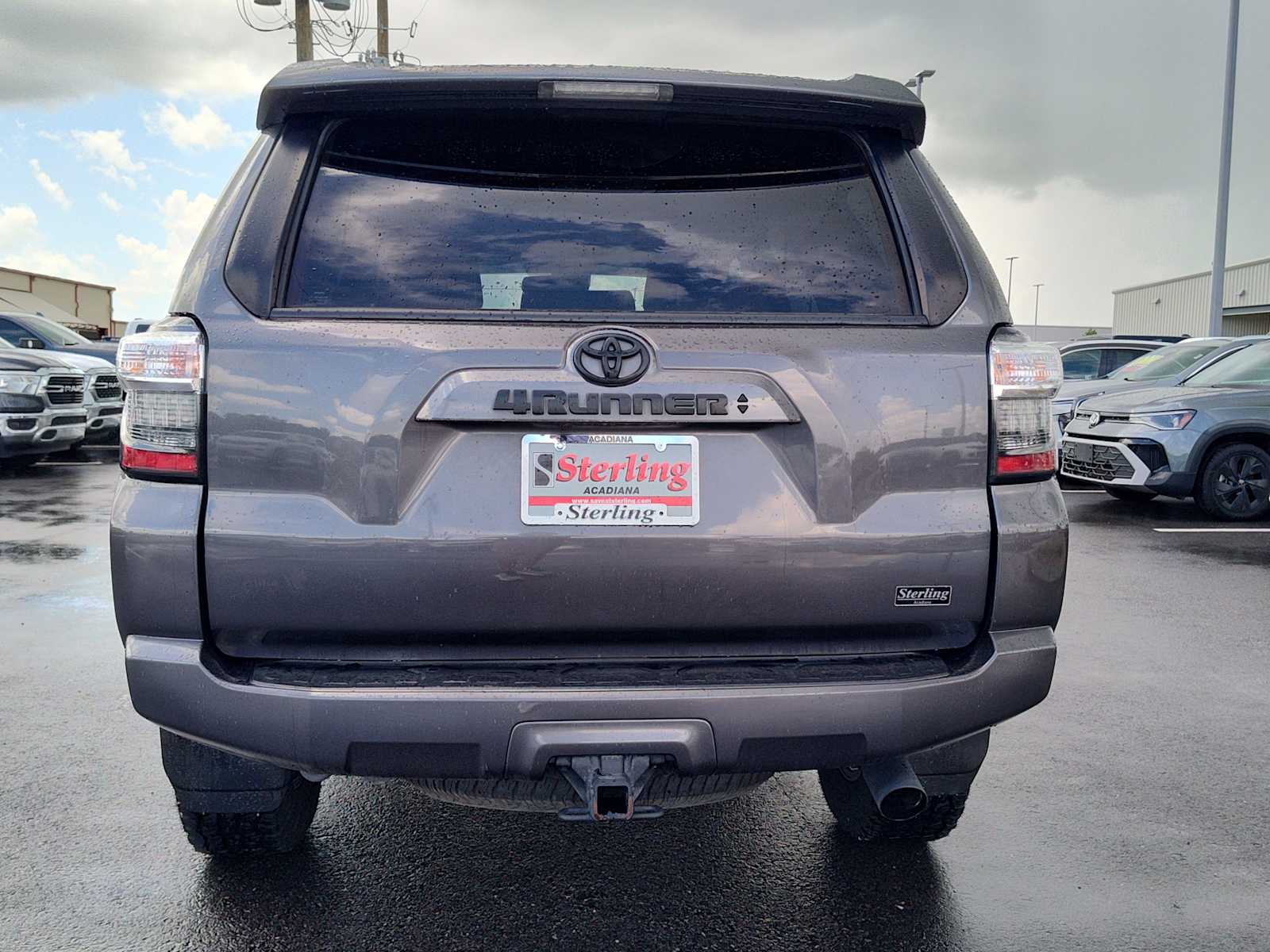 View vehicle photo 5
