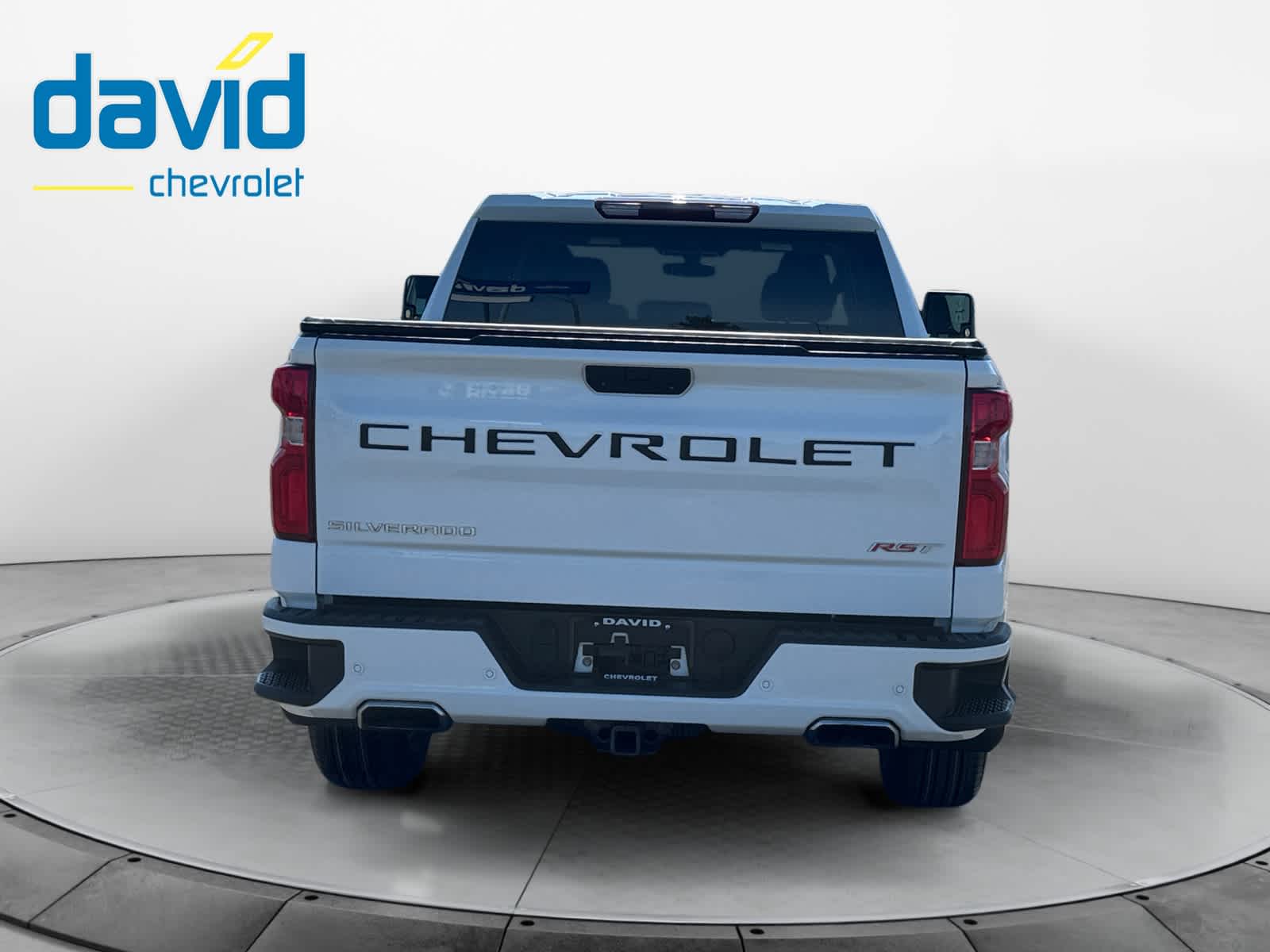 View vehicle photo 6