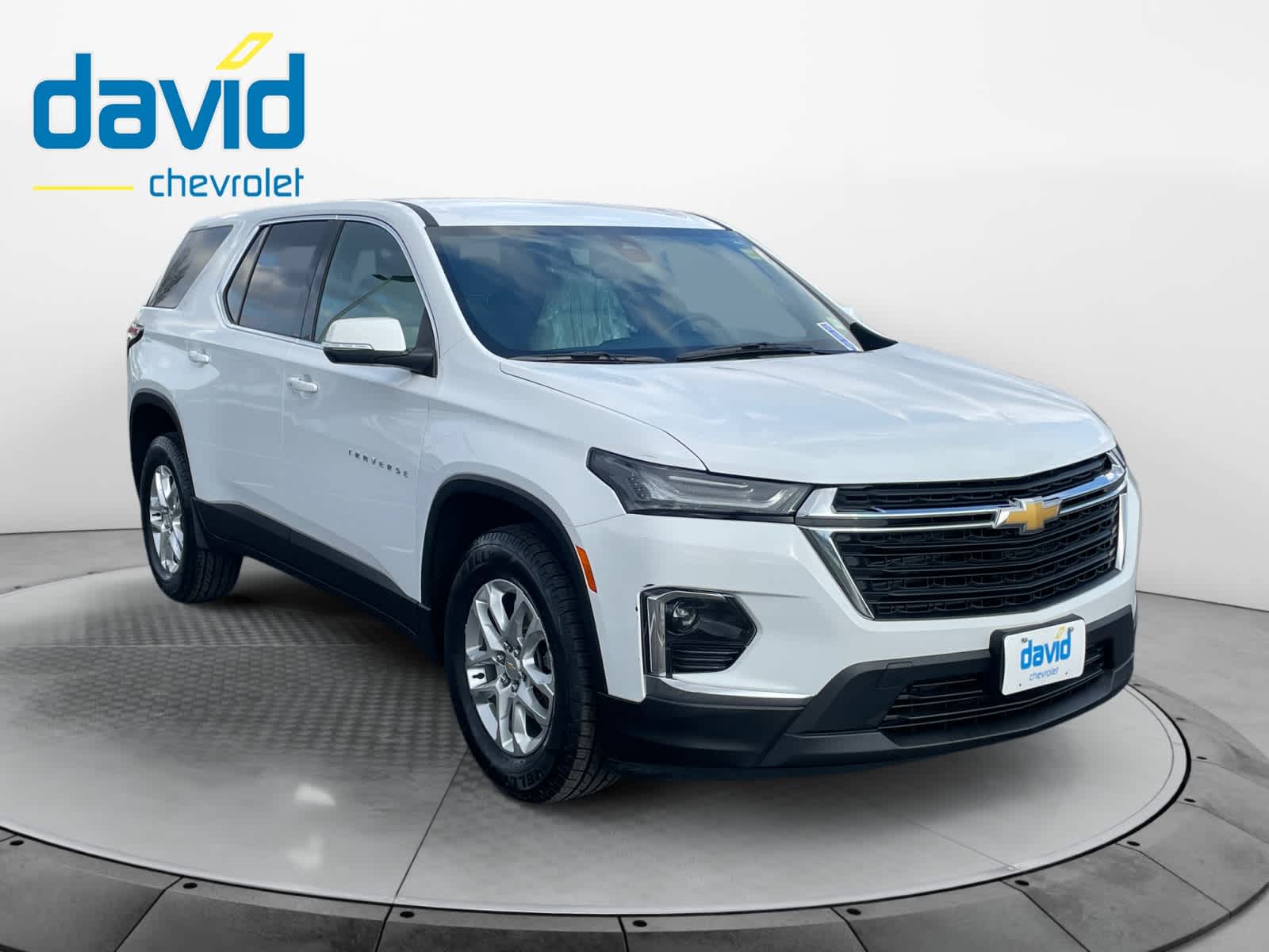 View vehicle photo 3