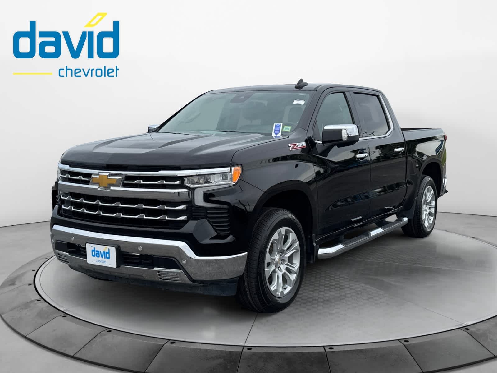 2025 Chevrolet Silverado 1500 LTZ Crew Cab 4WD