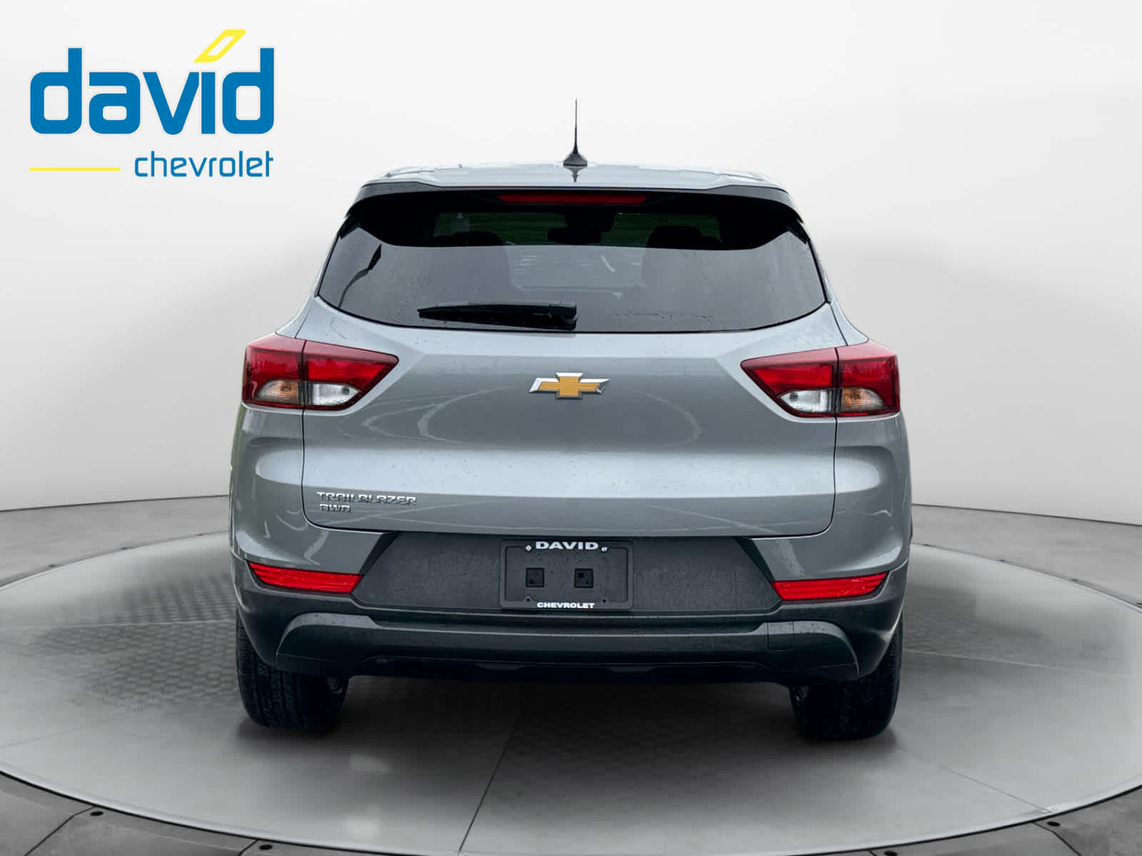 View vehicle photo 6