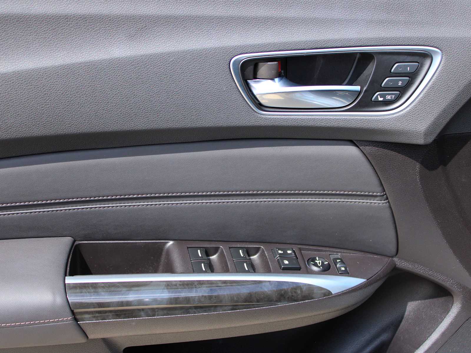 Used 2020 Lunar Silver Metallic Acura w/Technology Pkg image 10