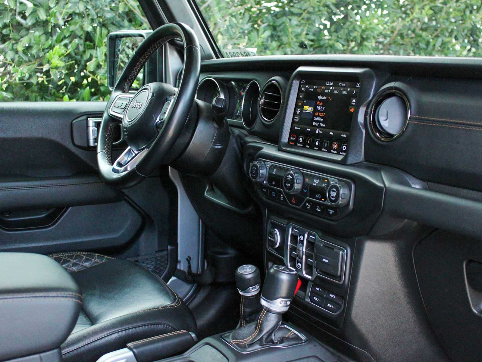 car-gallery-16