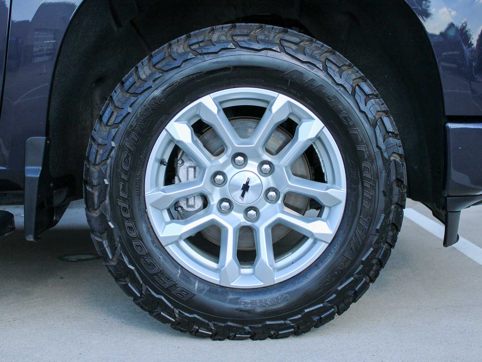Used 2022 Dark Ash Metallic Chevrolet RST image 9