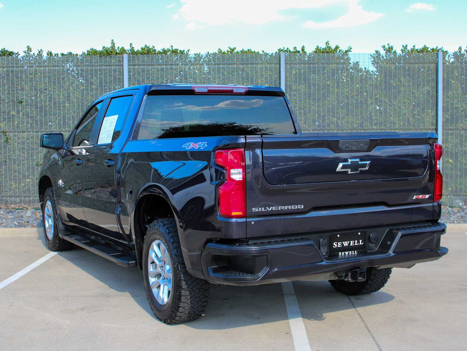 Used 2022 Dark Ash Metallic Chevrolet RST image 6