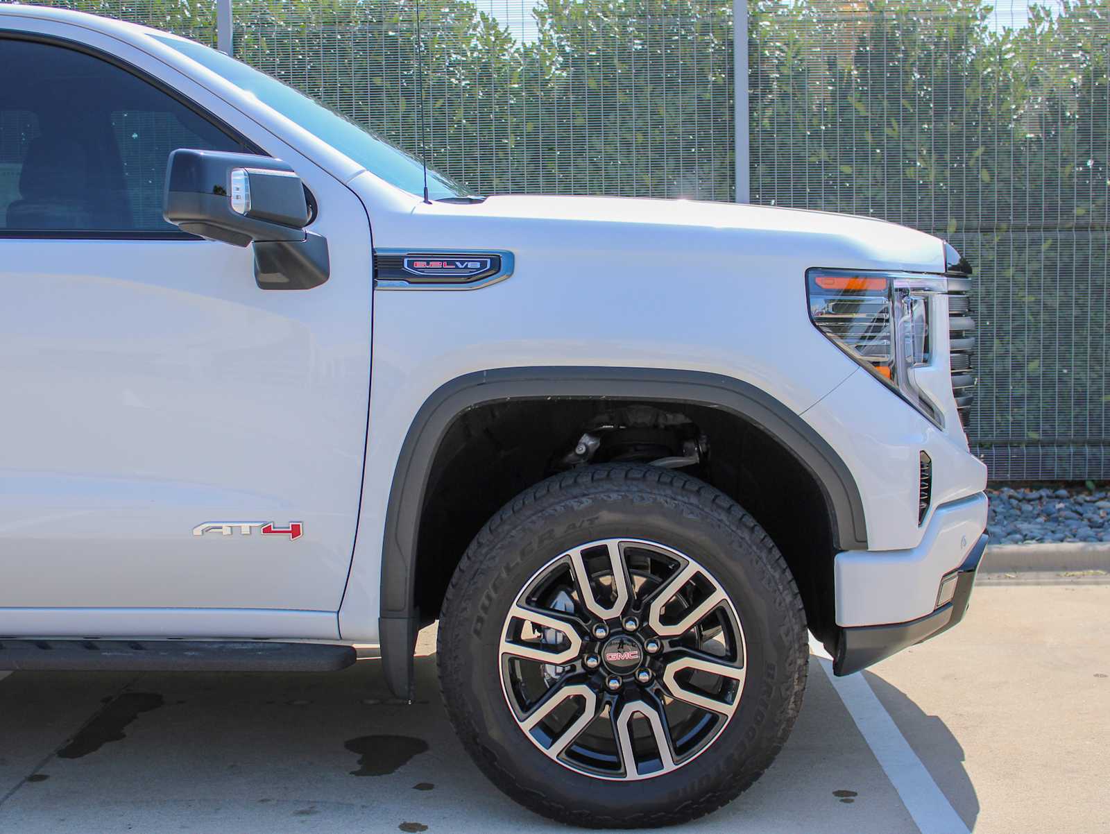 Used 2026 Summit White GMC AT4 image 8