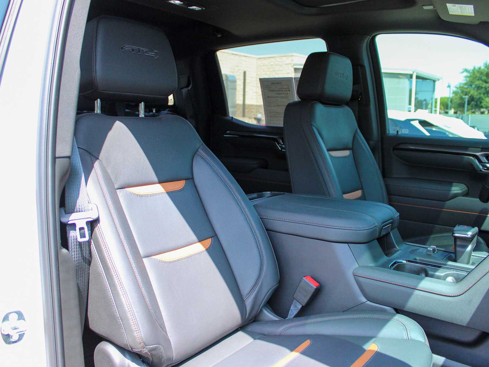 Used 2026 Summit White GMC AT4 image 15