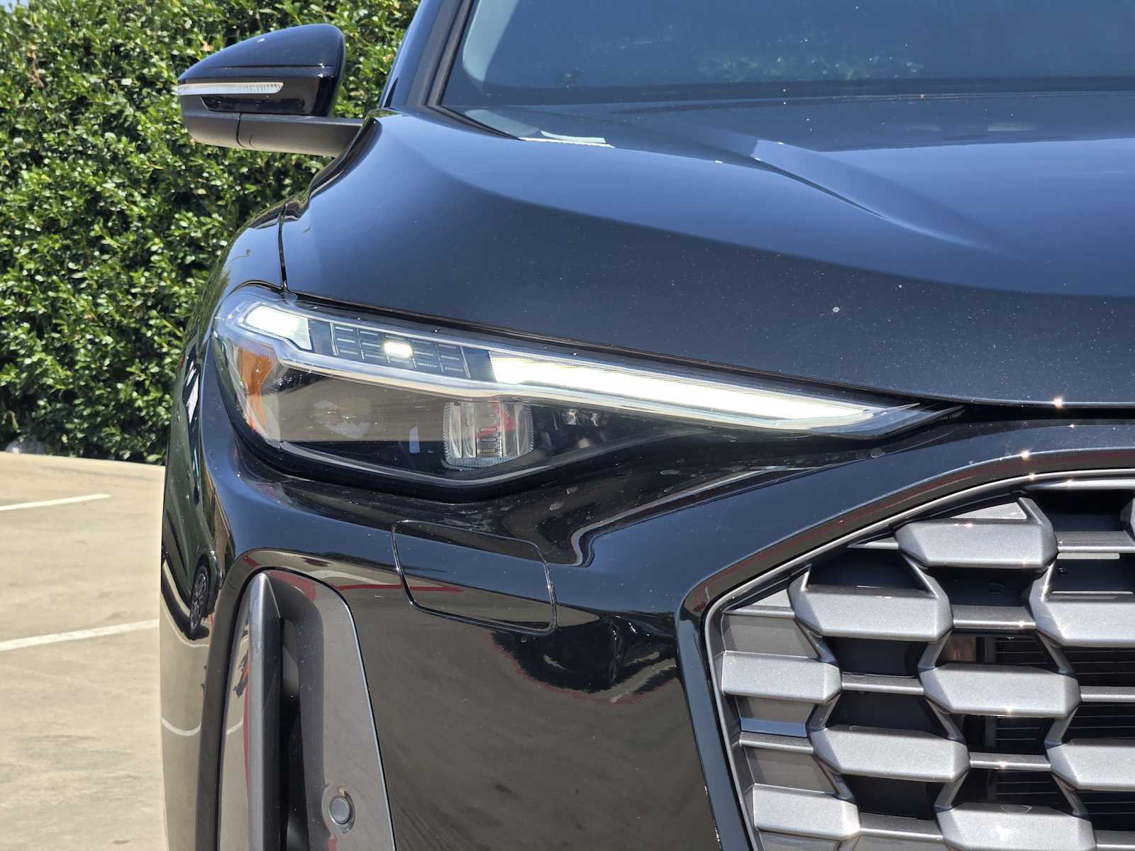 New 2026 MYTHOS BLACK Audi Premium Plus image 6