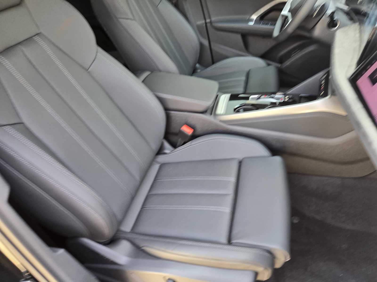 New 2026 MYTHOS BLACK Audi Premium Plus image 9