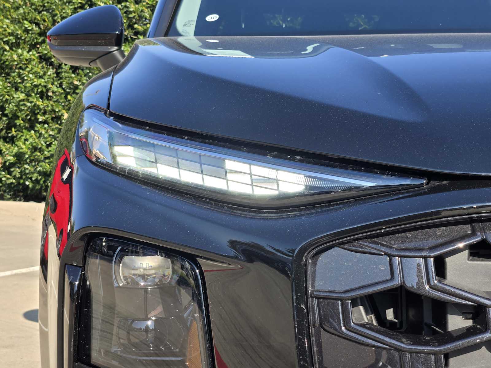 New 2026 MYTHOS BLACK Audi S line image 6