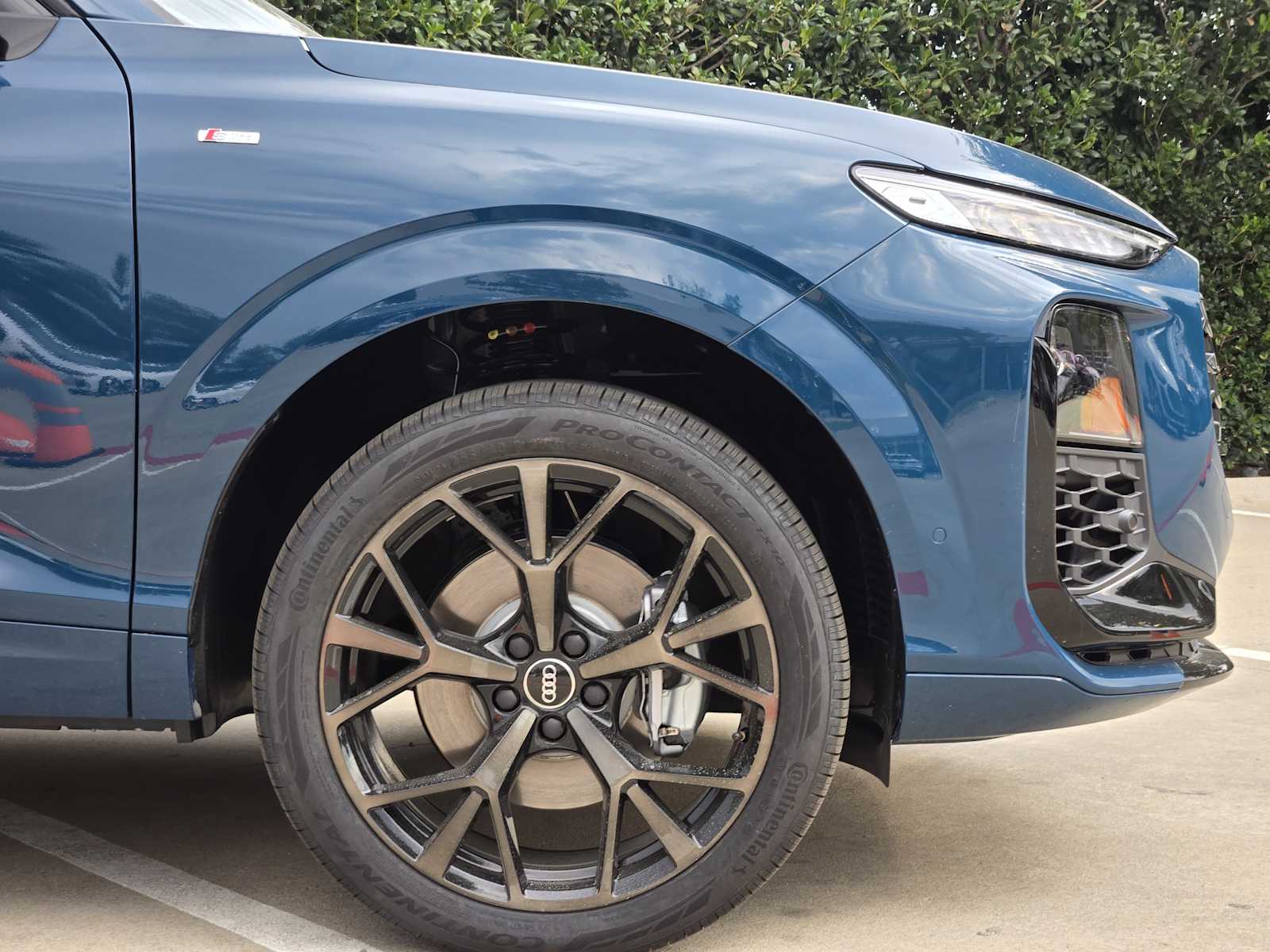 New 2026 Malpelo Blue Metallic Audi S line image 5