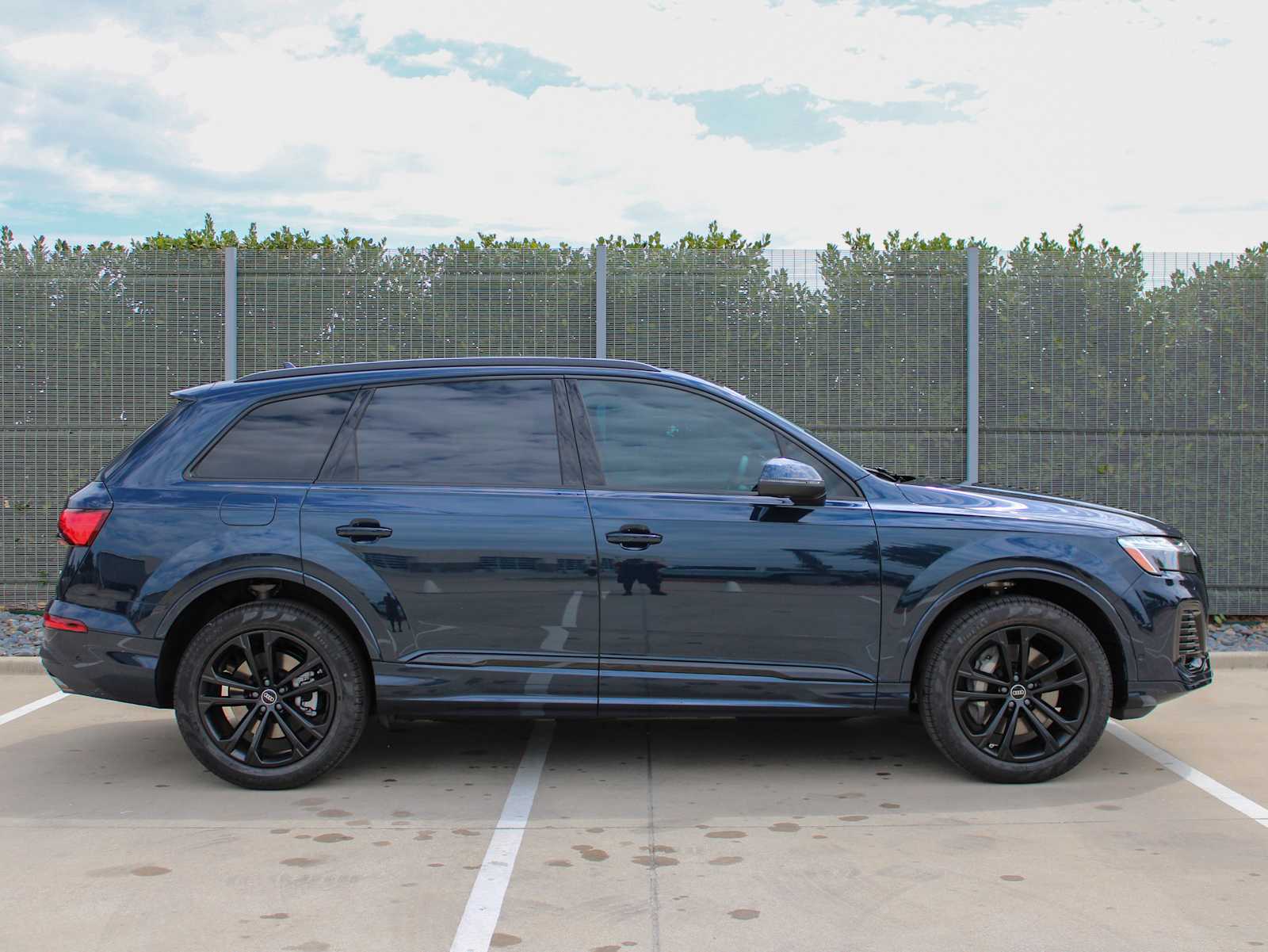 New 2026 WAITOMO BLUE Audi Premium image 7