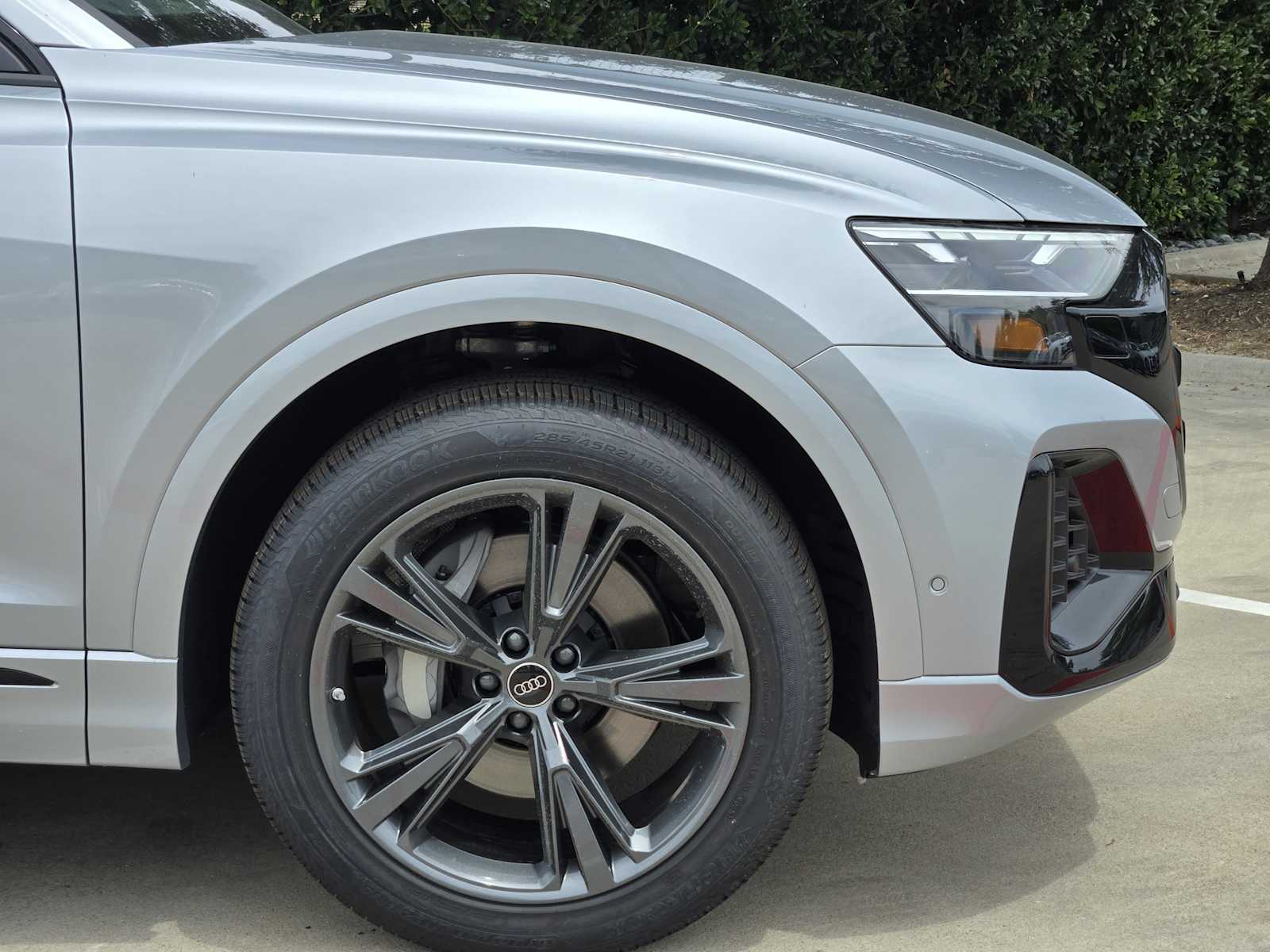 New 2026 SATELLITE SILVE Audi Premium image 5