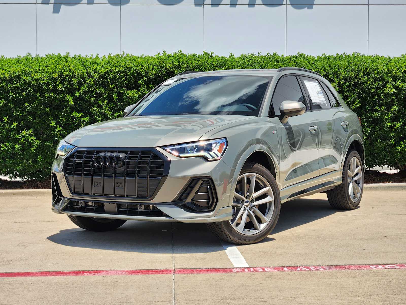 2025 Audi Q3 S Line Premium's photo