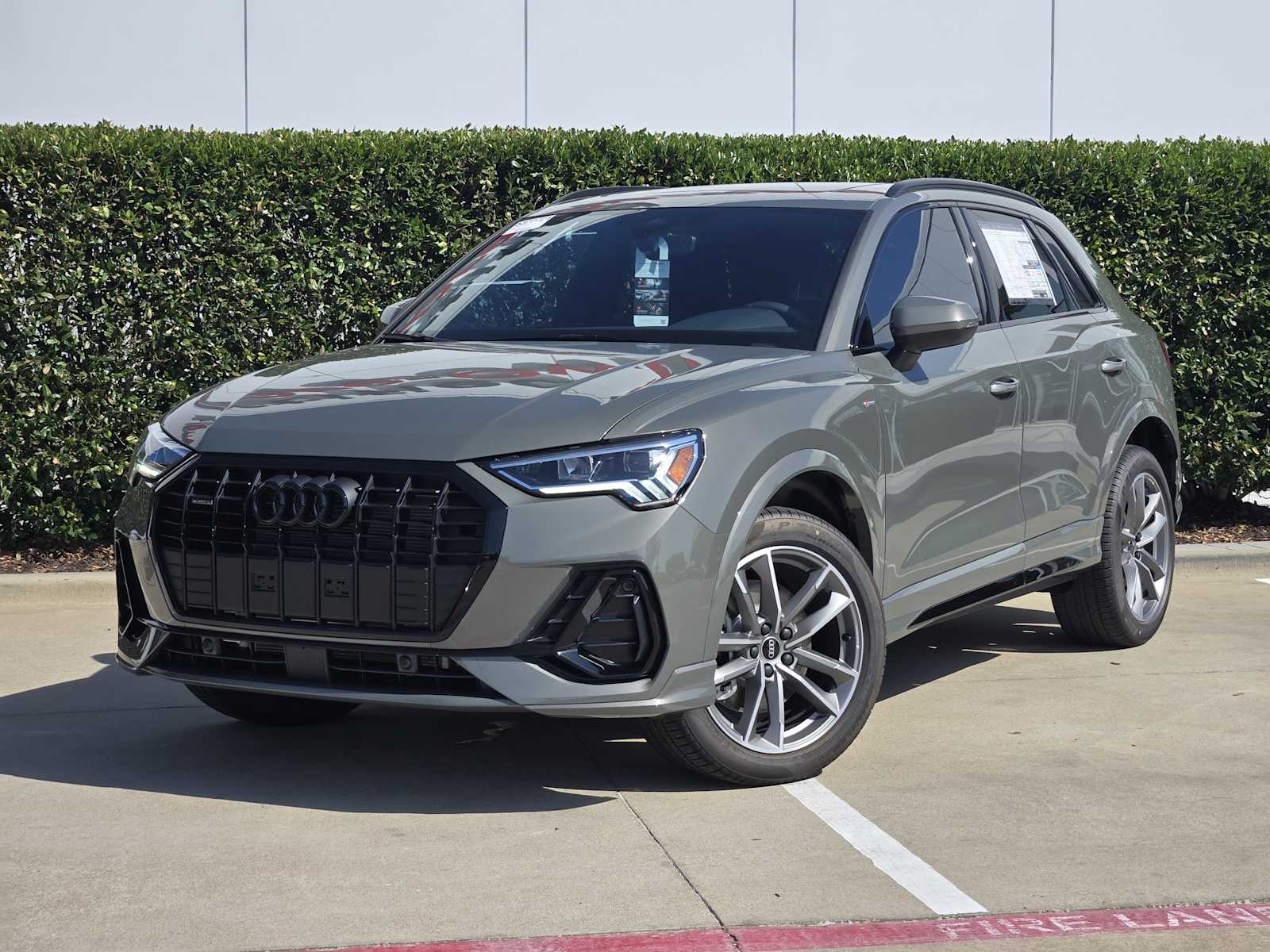 2025 Audi Q3 S Line Premium's photo