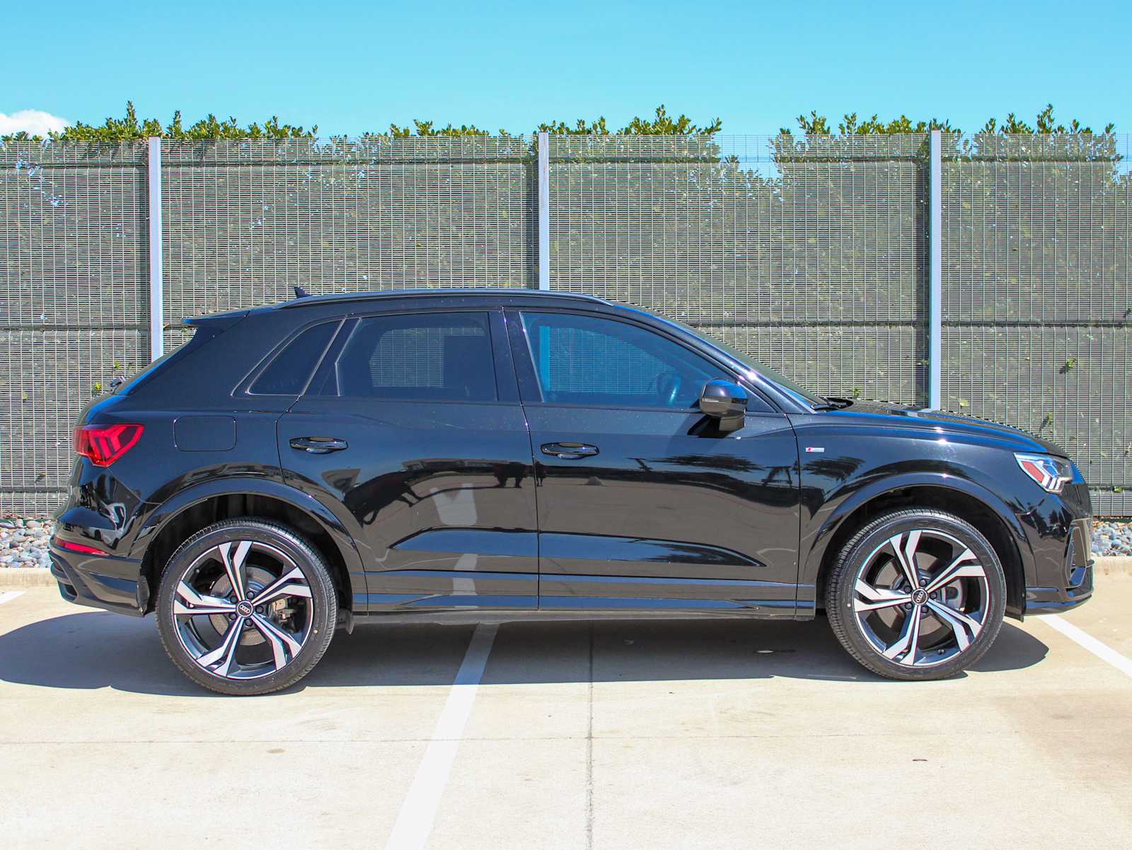 Certified Used 2023 MYTHOS BLACK Audi S line Premium Plus image 7