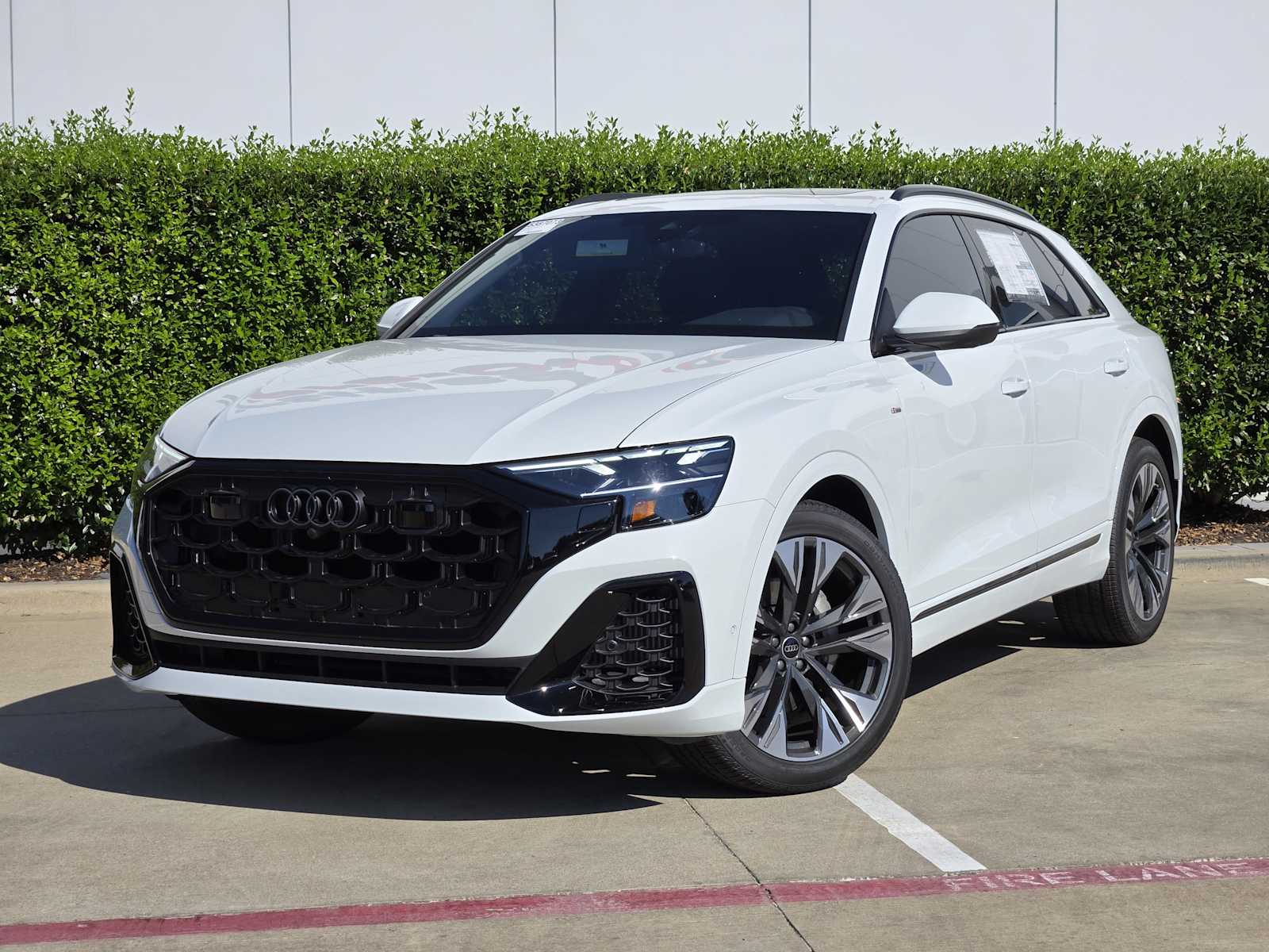 2026 Audi Q8 Premium Plus's photo