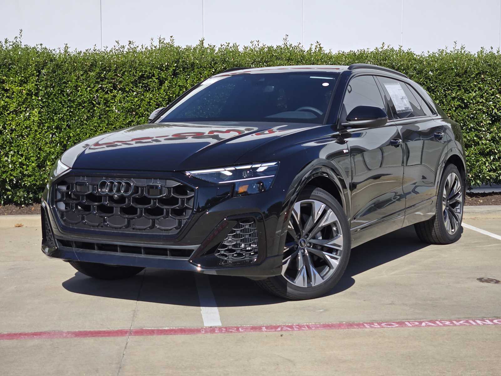 2026 Audi Q8 Premium Plus's photo