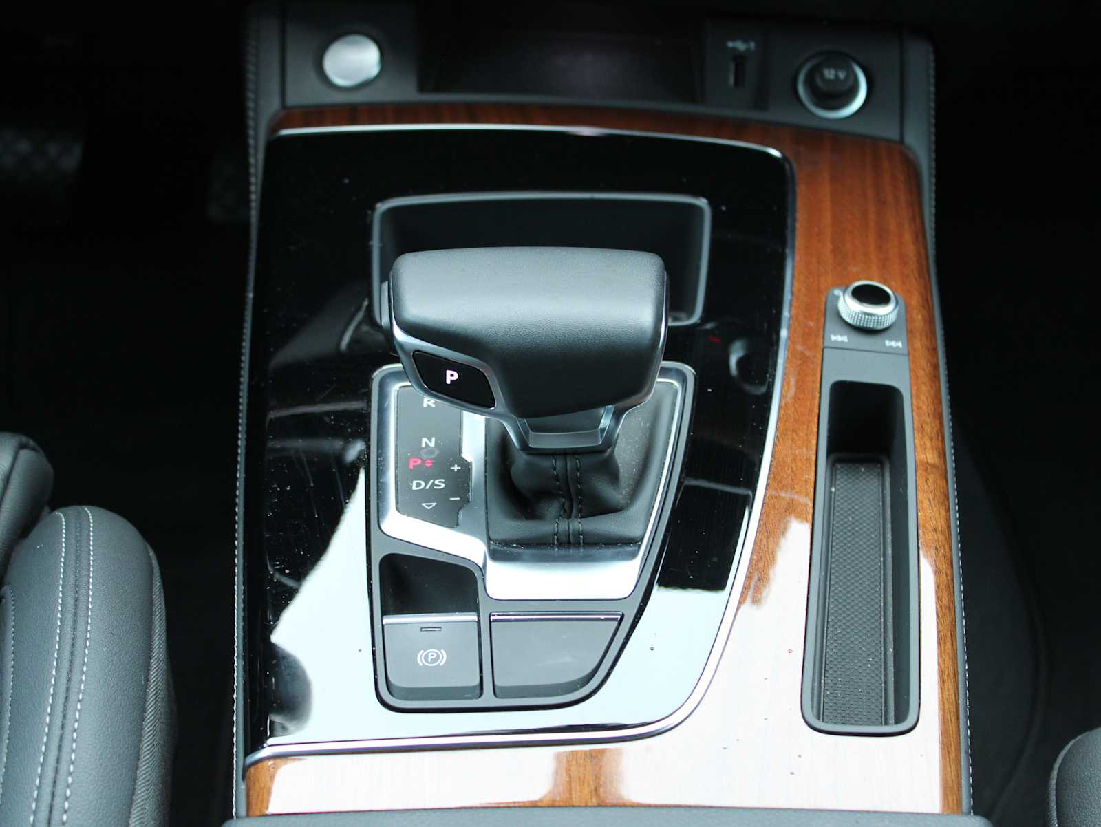 Certified Used 2023 MYTHOS BLACK Audi S line Prestige image 20