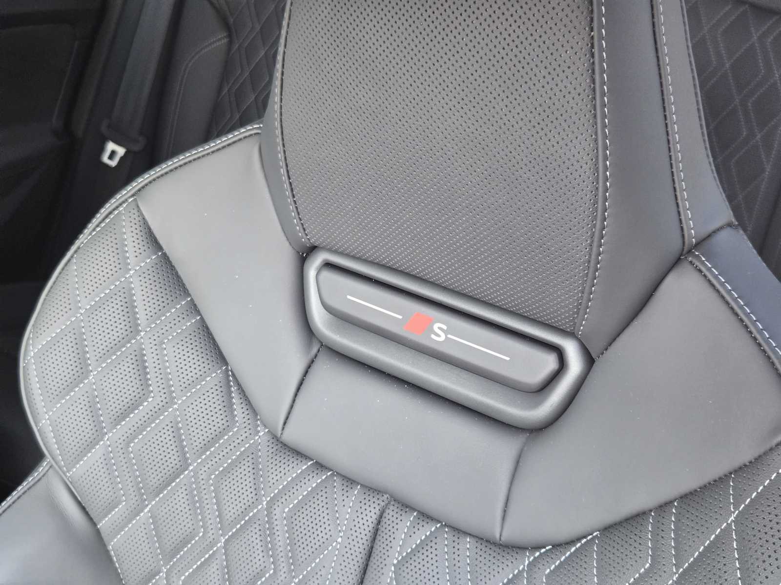 New 2026 GLACIER WHITE Audi Premium Plus image 16