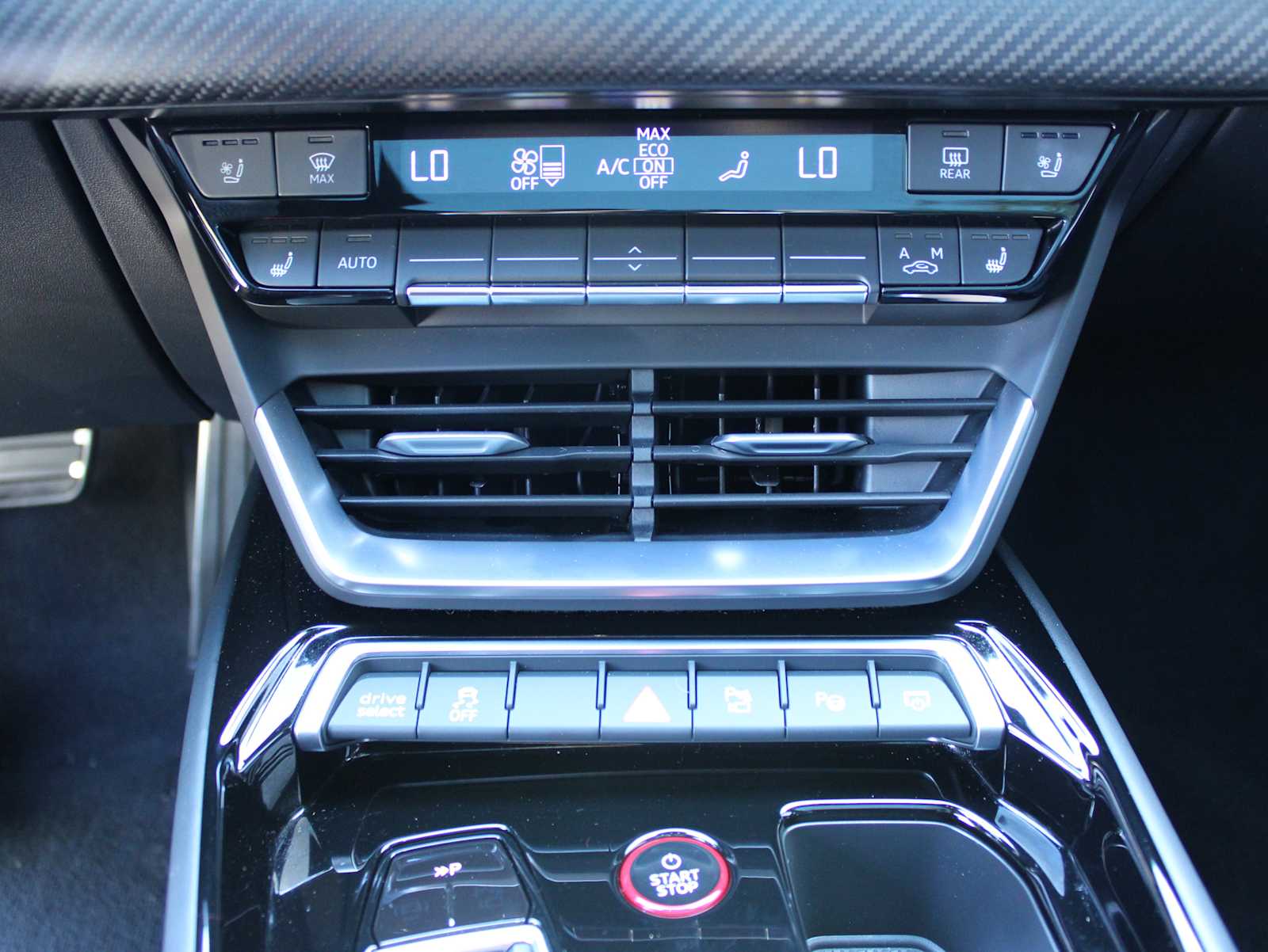 Certified Used 2024 MYTHOS BLACK Audi  image 20