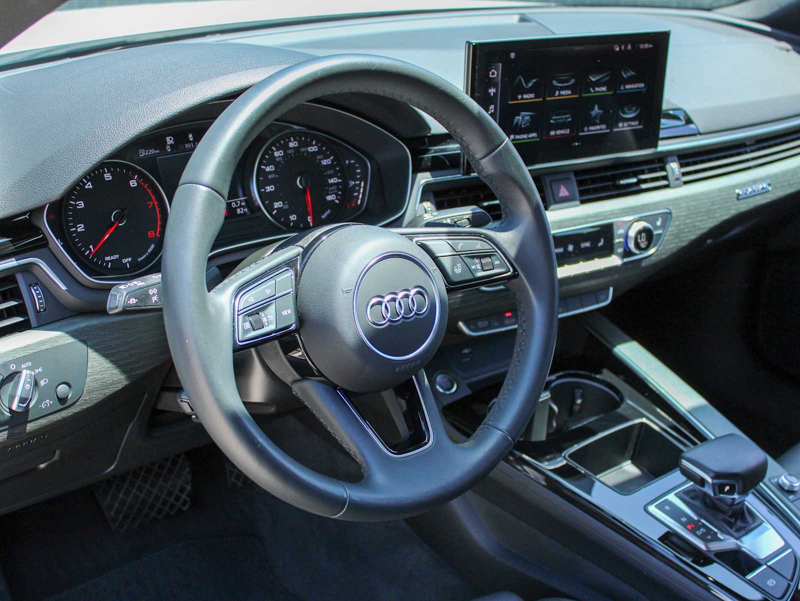 Certified Used 2023 IBIS WHITE Audi S line Premium image 12