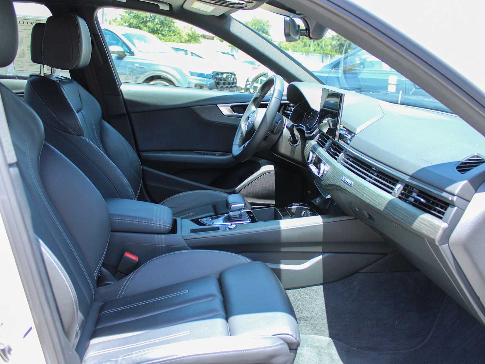 Certified Used 2023 IBIS WHITE Audi S line Premium image 17