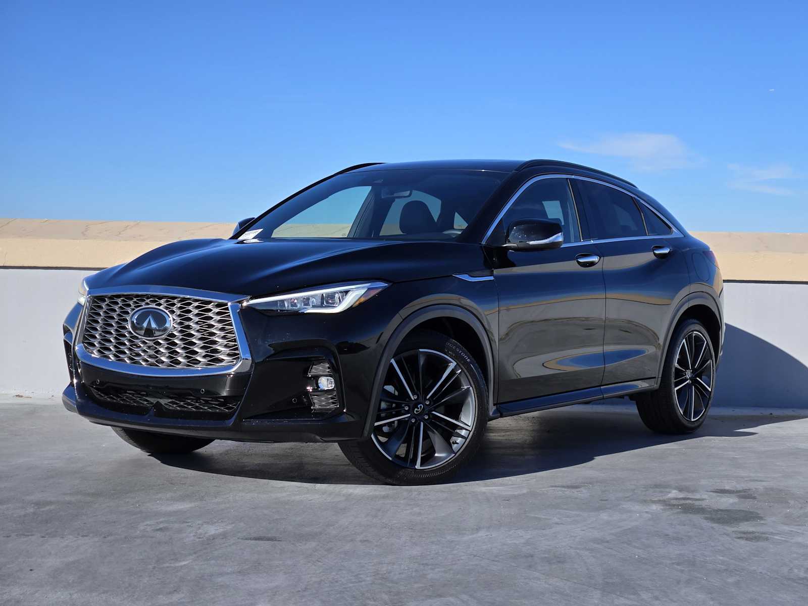 2025 INFINITI QX55 Essential's photo