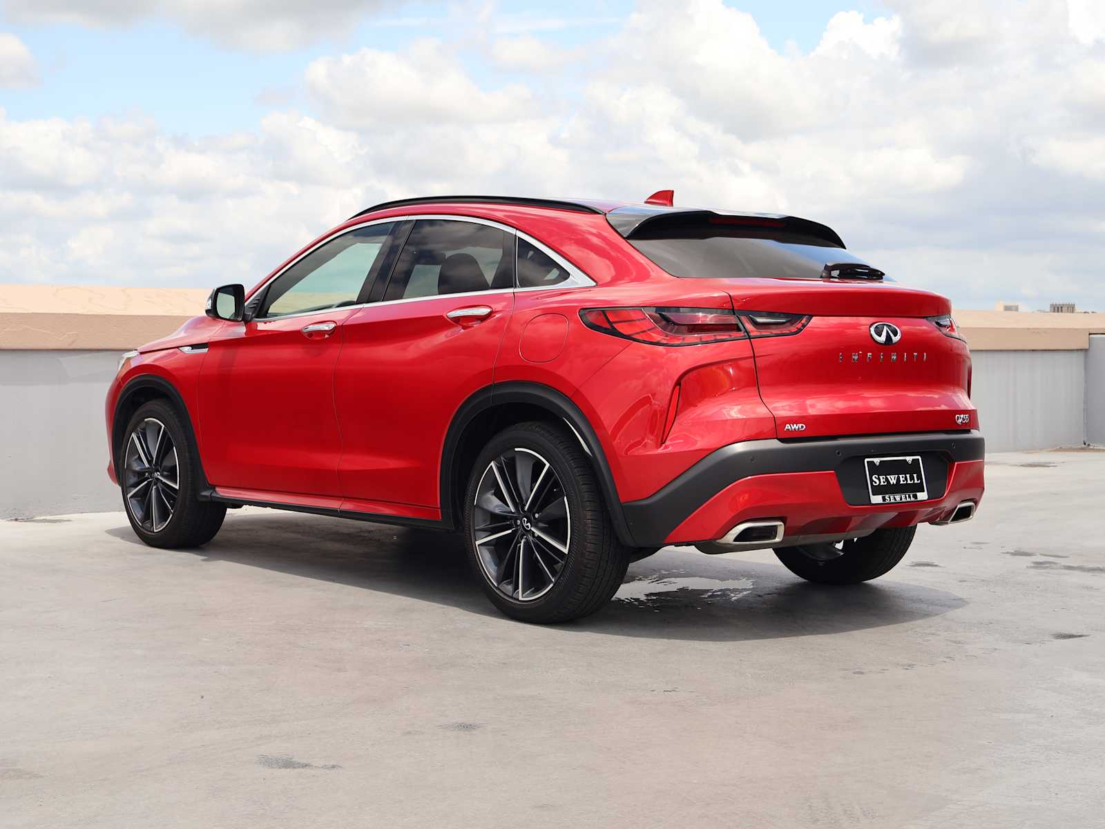 Certified Used 2025 Dynamic Sunstone Red INFINITI ESSENTIAL image 9